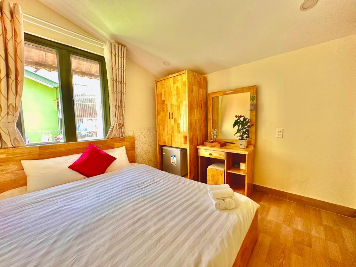 Hotel Khach San Minh Ha Đà Lạt Extérieur photo