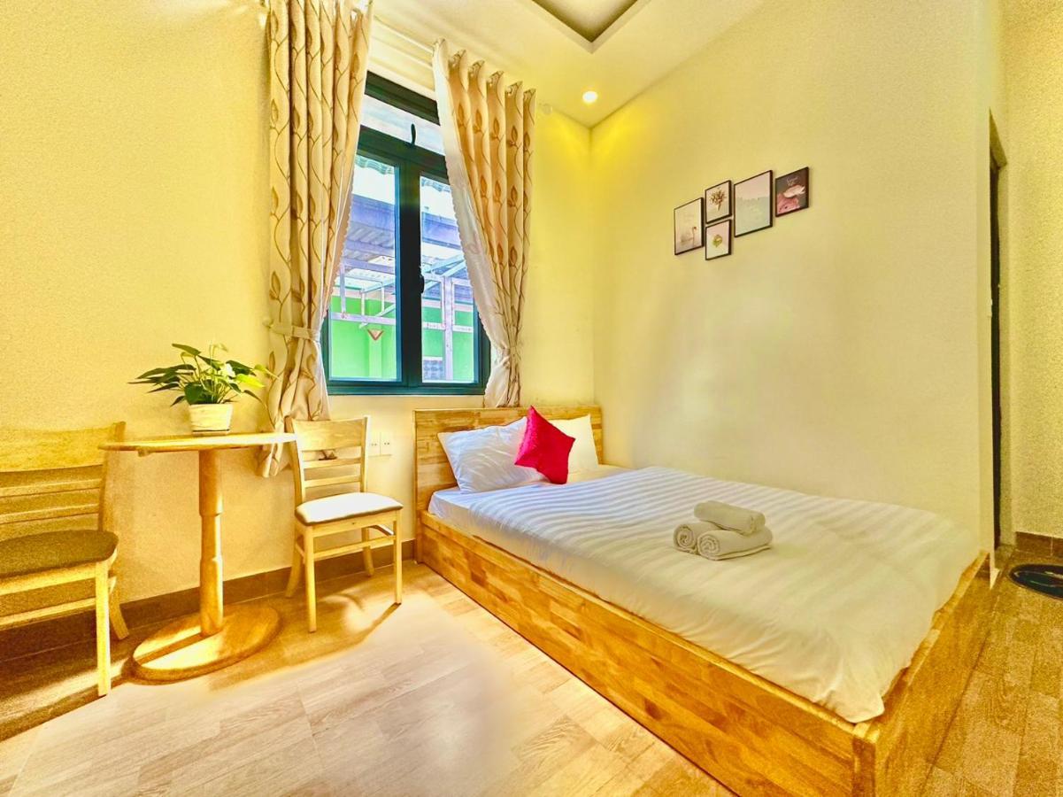 Hotel Khach San Minh Ha Đà Lạt Extérieur photo